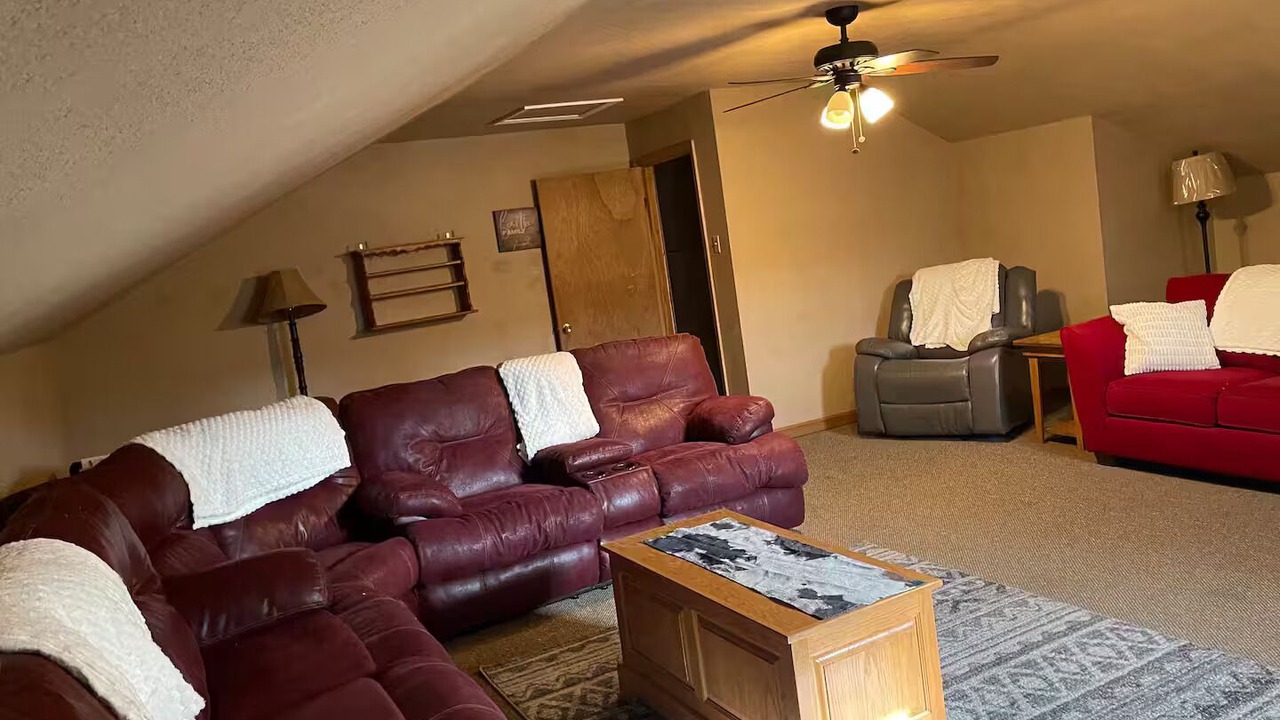 Photo of Livingroom in Harrison