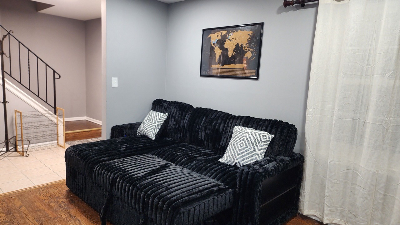Photo of Livingroom in Parkville