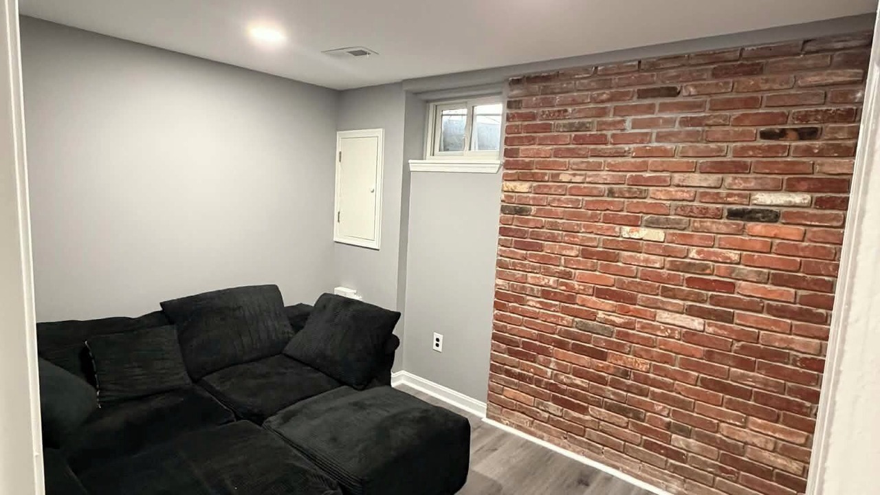 Photo of Livingroom in Parkville