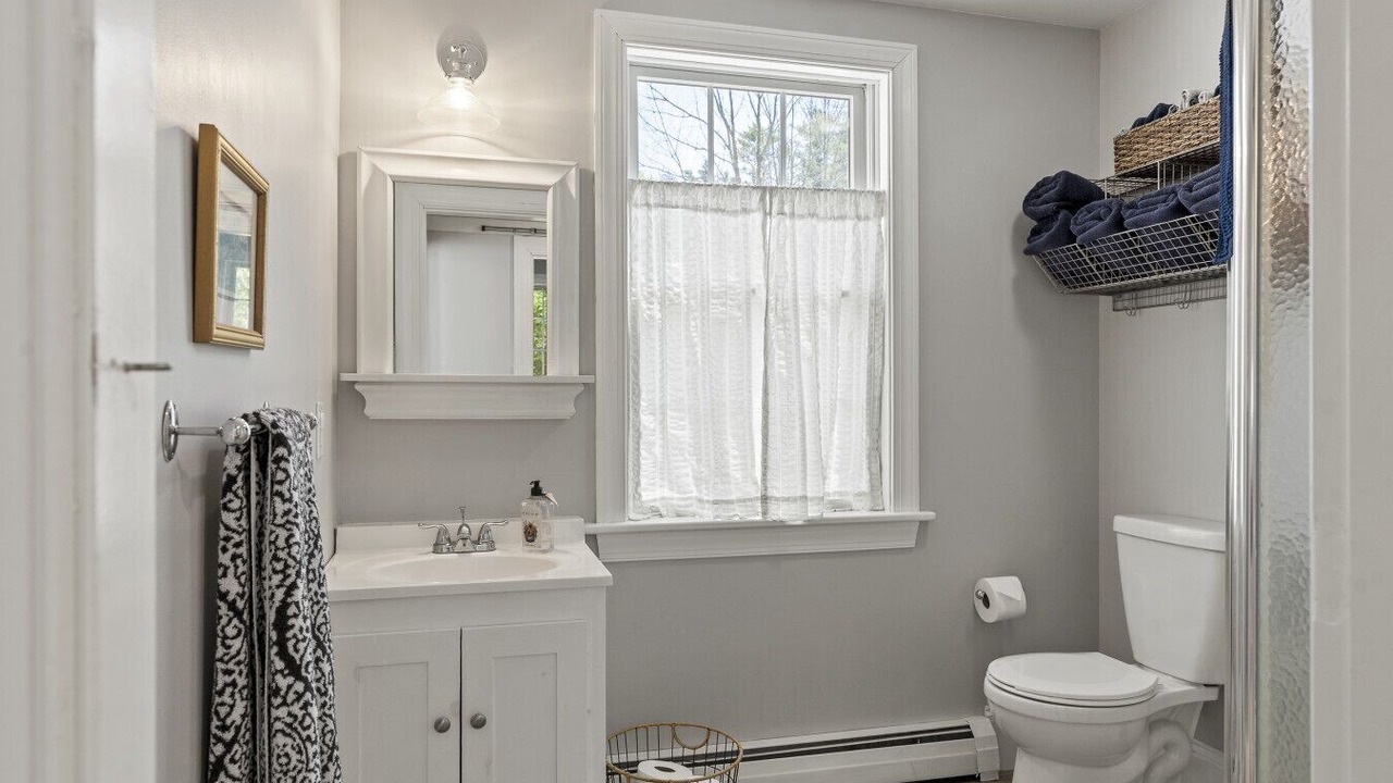 Photo of Bathroom in Edgecomb