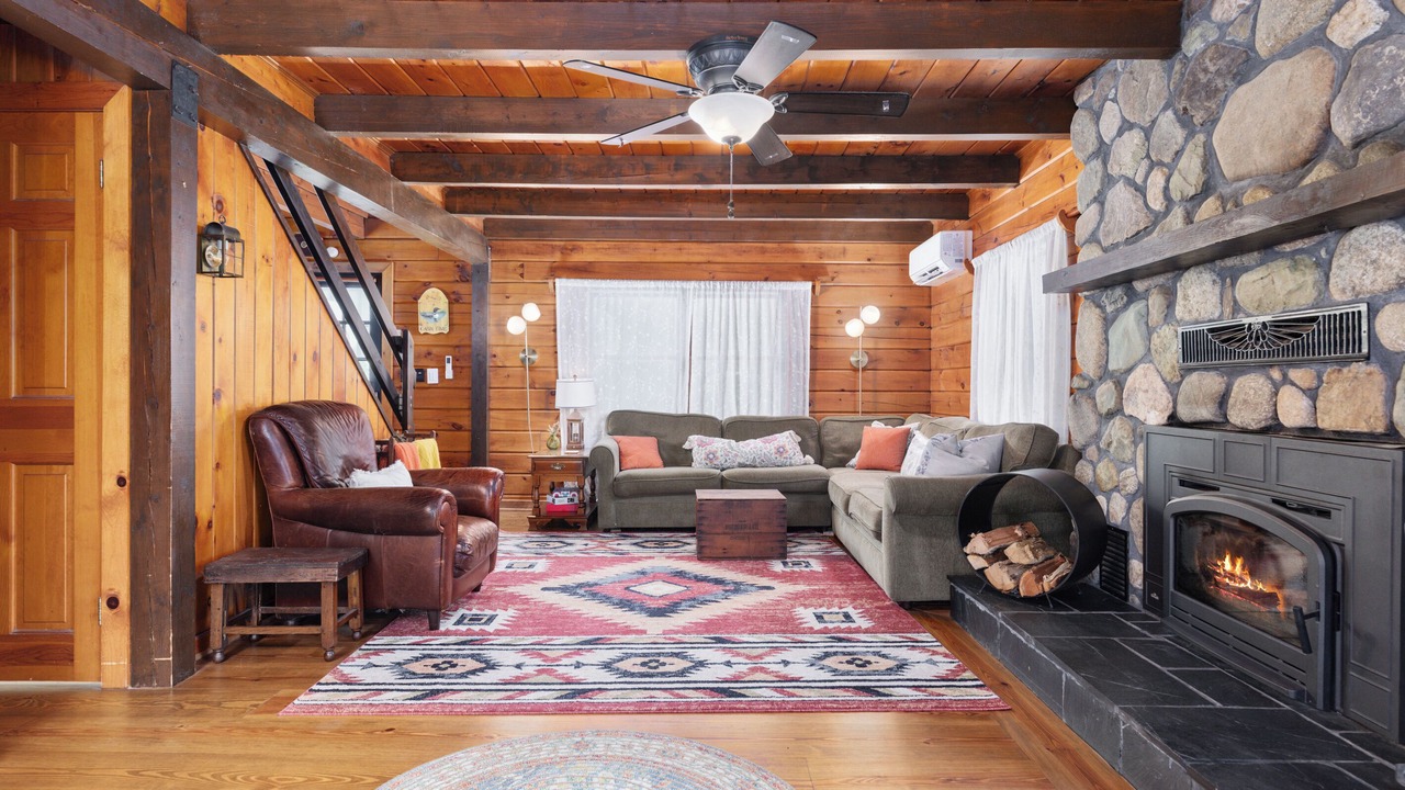 Photo of Livingroom in Pratts