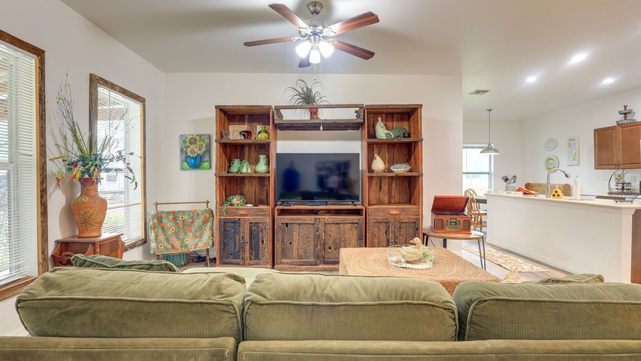 Photo of Livingroom in Palm City