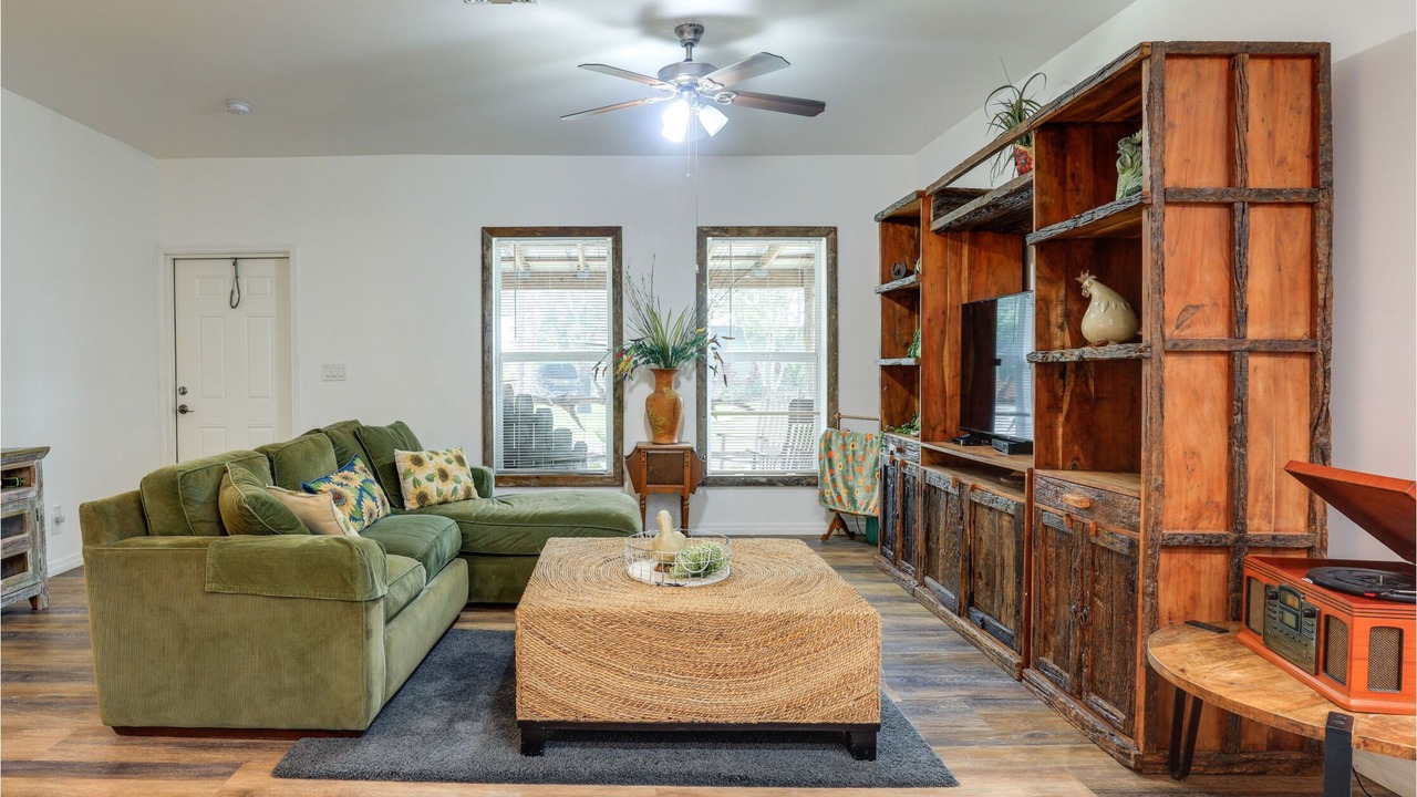 Photo of Livingroom in Palm City