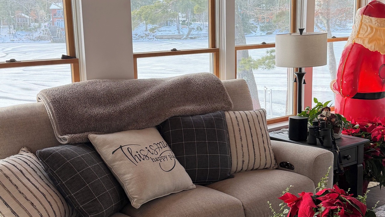 Photo of Livingroom in Shapleigh