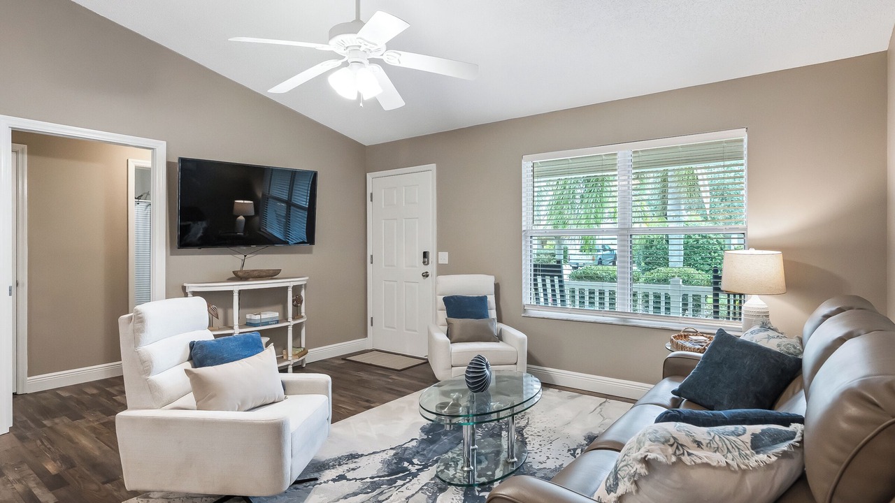 Photo of Livingroom in Liberty Park