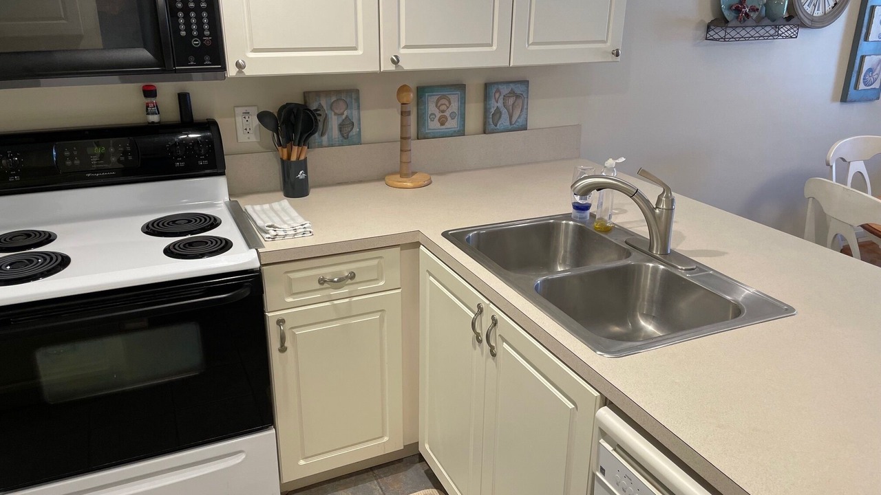 Photo of Kitchen in Point East