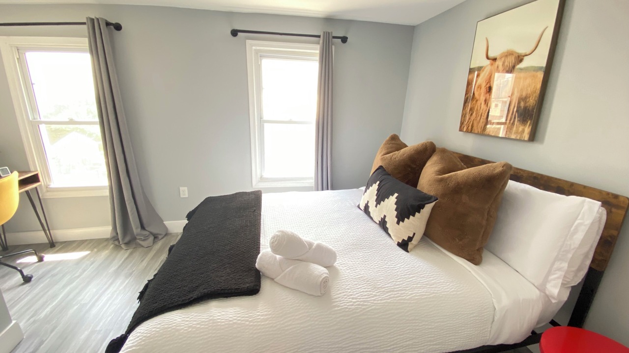 Photo of Bedroom in Downtown