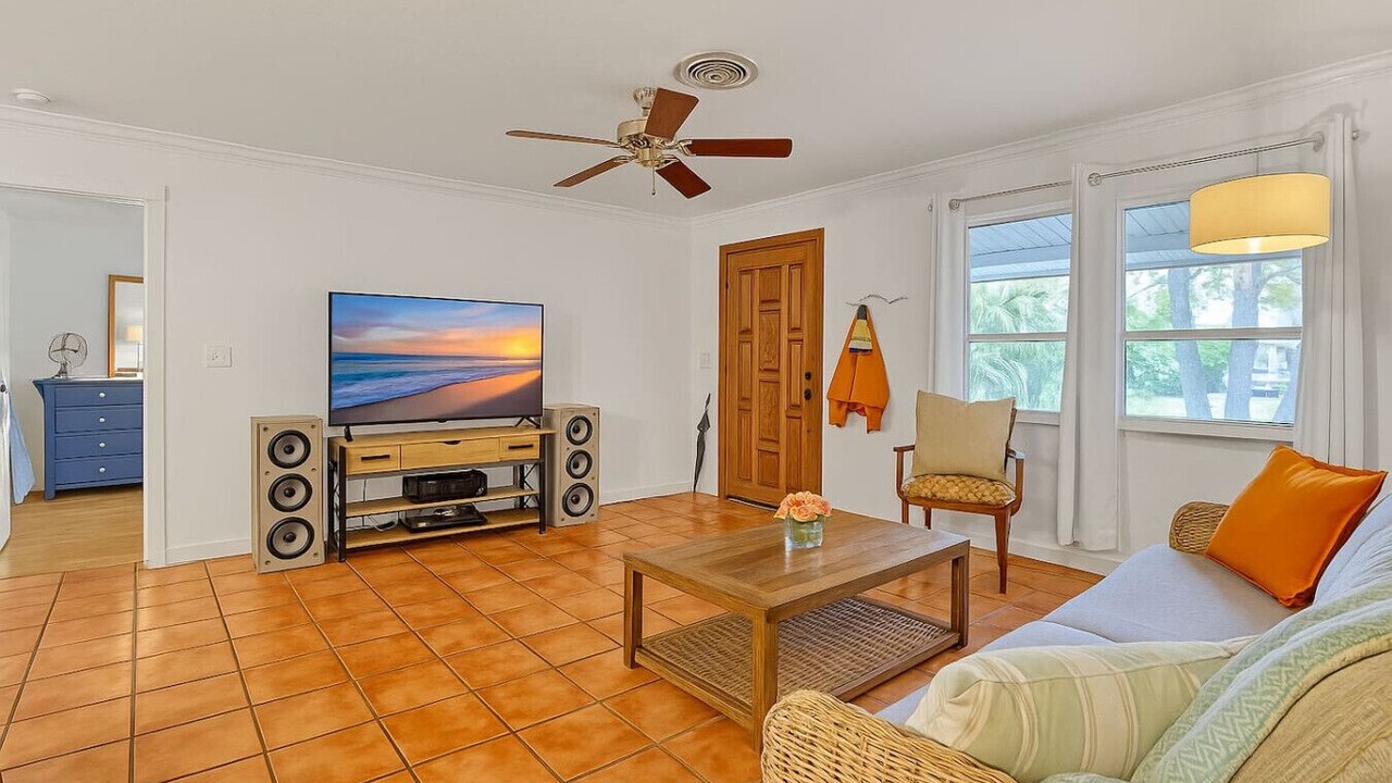 Photo of Livingroom in Palm City