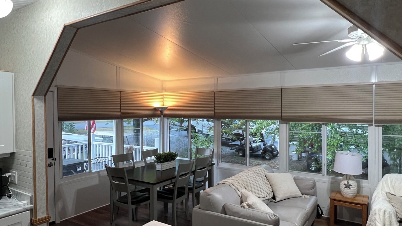 Photo of Livingroom in South Casco