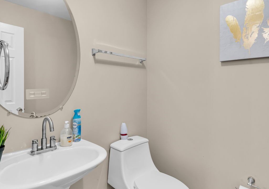 Photo of Bathroom in Dulles Town Center