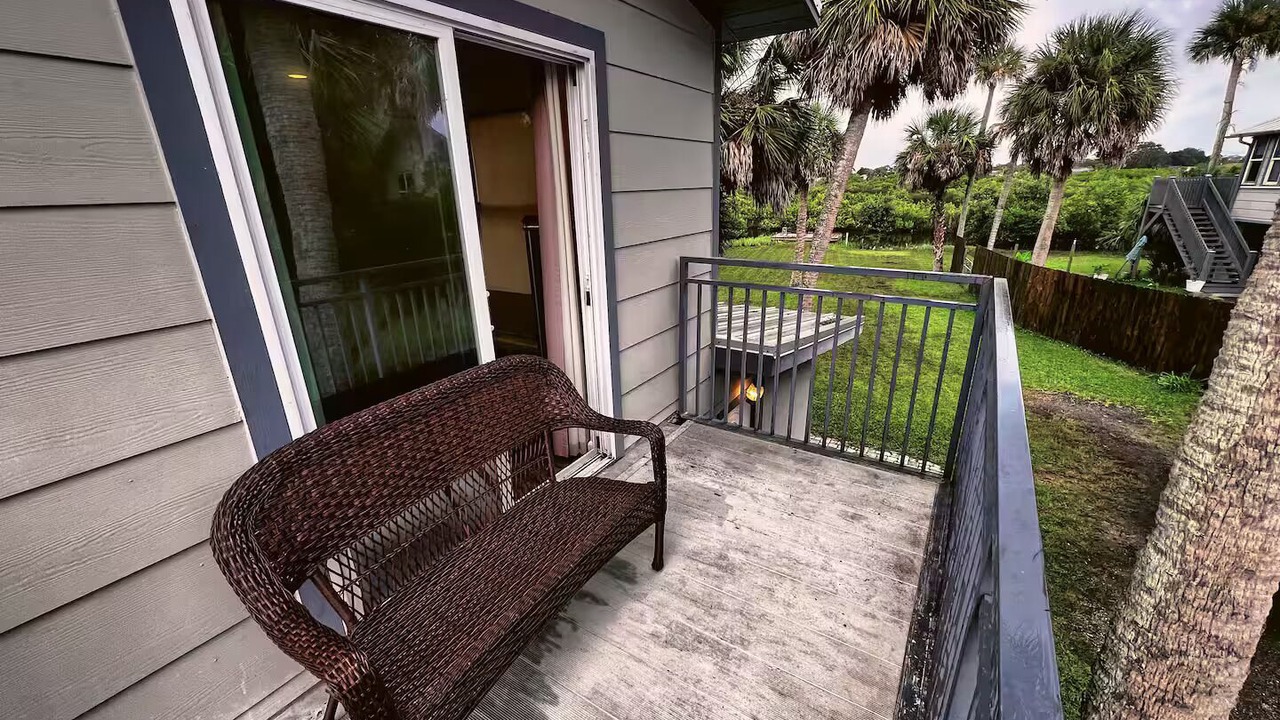 Photo of Patio Balcony in New Smyrna Beach