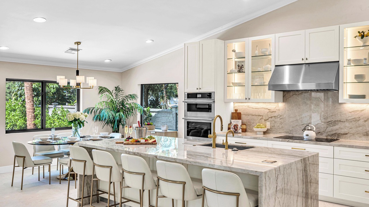 Photo of Kitchen in Lauderdale Beach