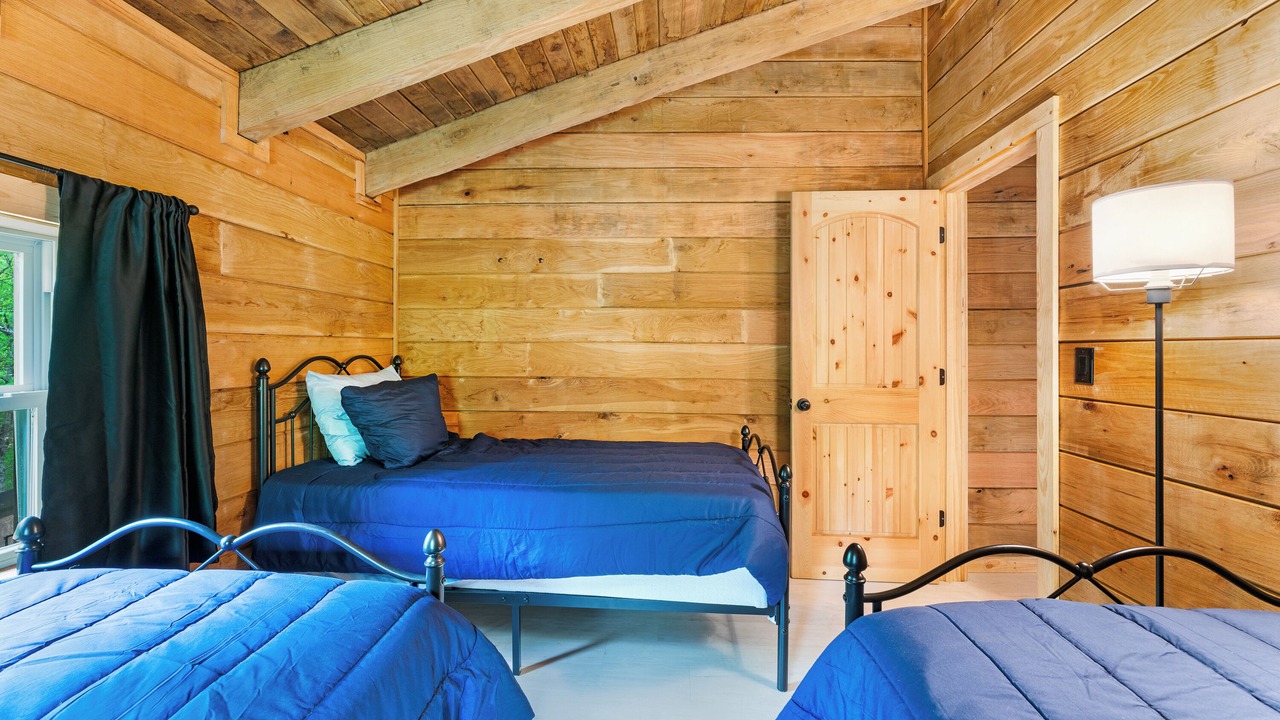 Photo of Bedroom in Combs
