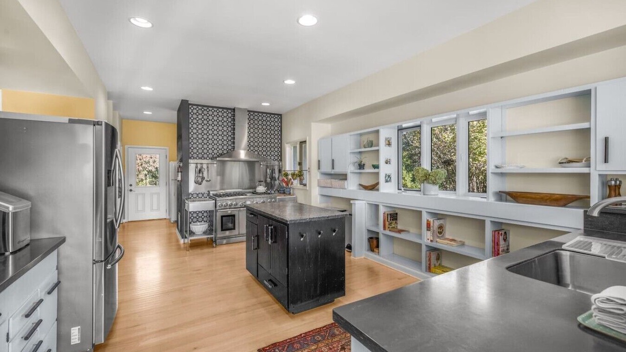 Photo of Kitchen in Batesville
