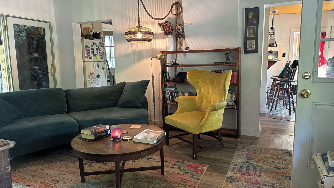 Photo of Livingroom in North Bennington Historic District