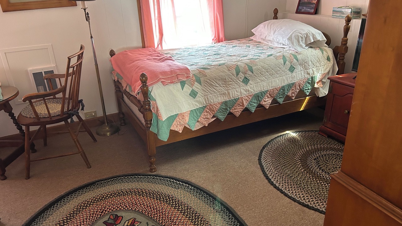 Photo of Bedroom in Cape Neddick