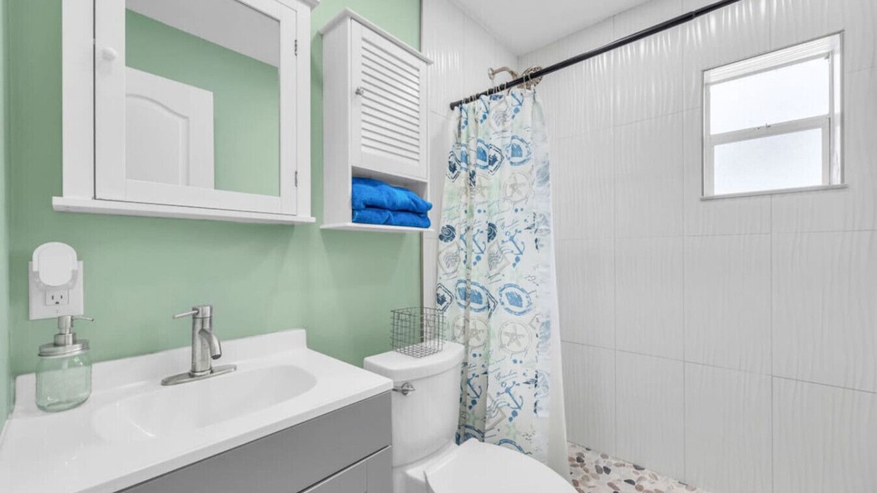 Photo of Bathroom in Varnum Park