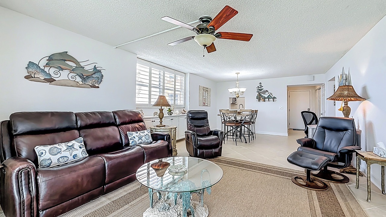 Photo of Livingroom in South Pasadena