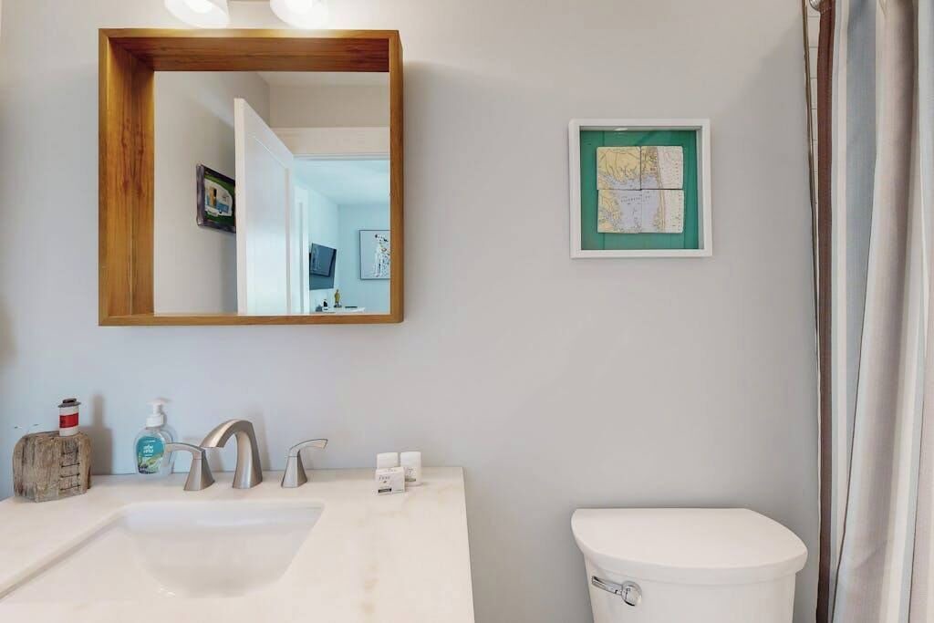 Photo of Bathroom in Country Club Estates