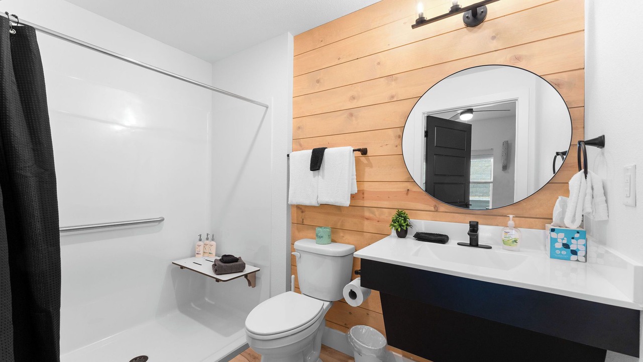 Photo of Bathroom in Hollister