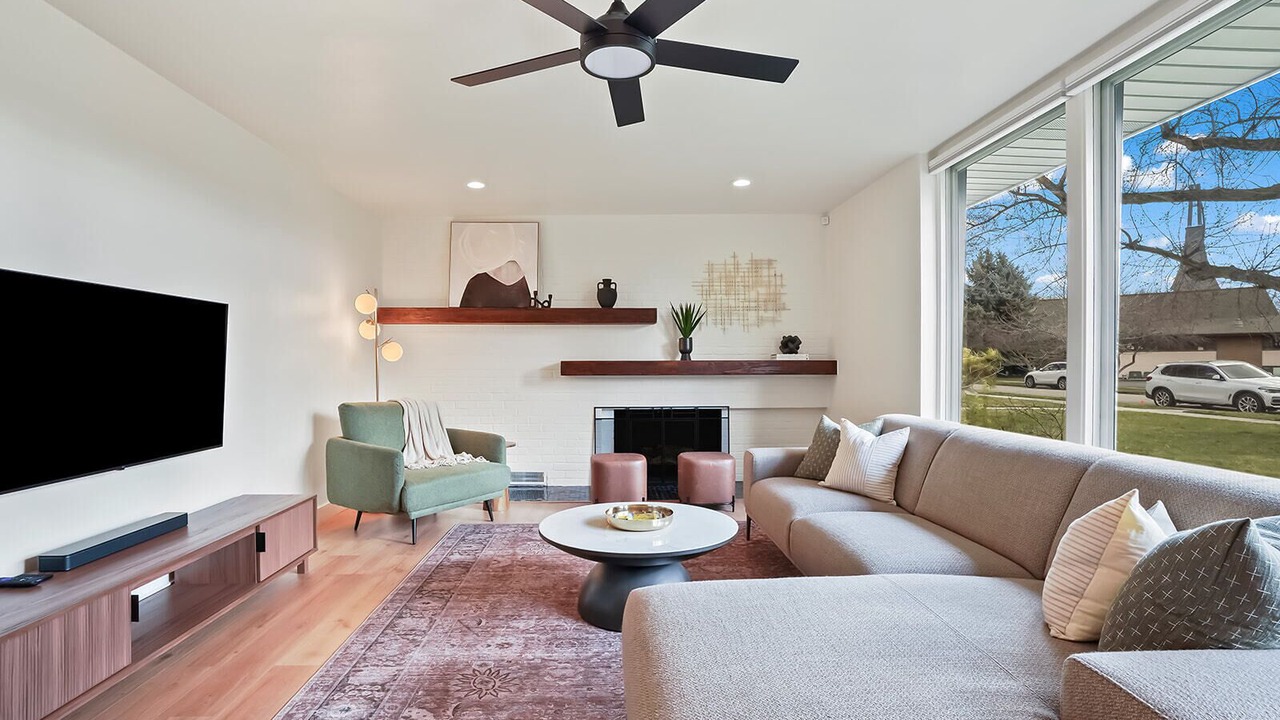 Photo of Livingroom in Veterans Park