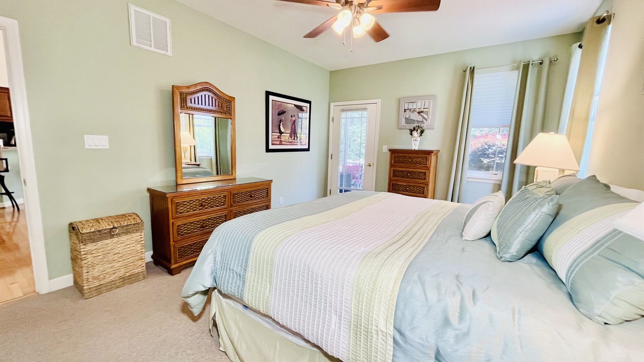 Photo of Bedroom in Swann Cove