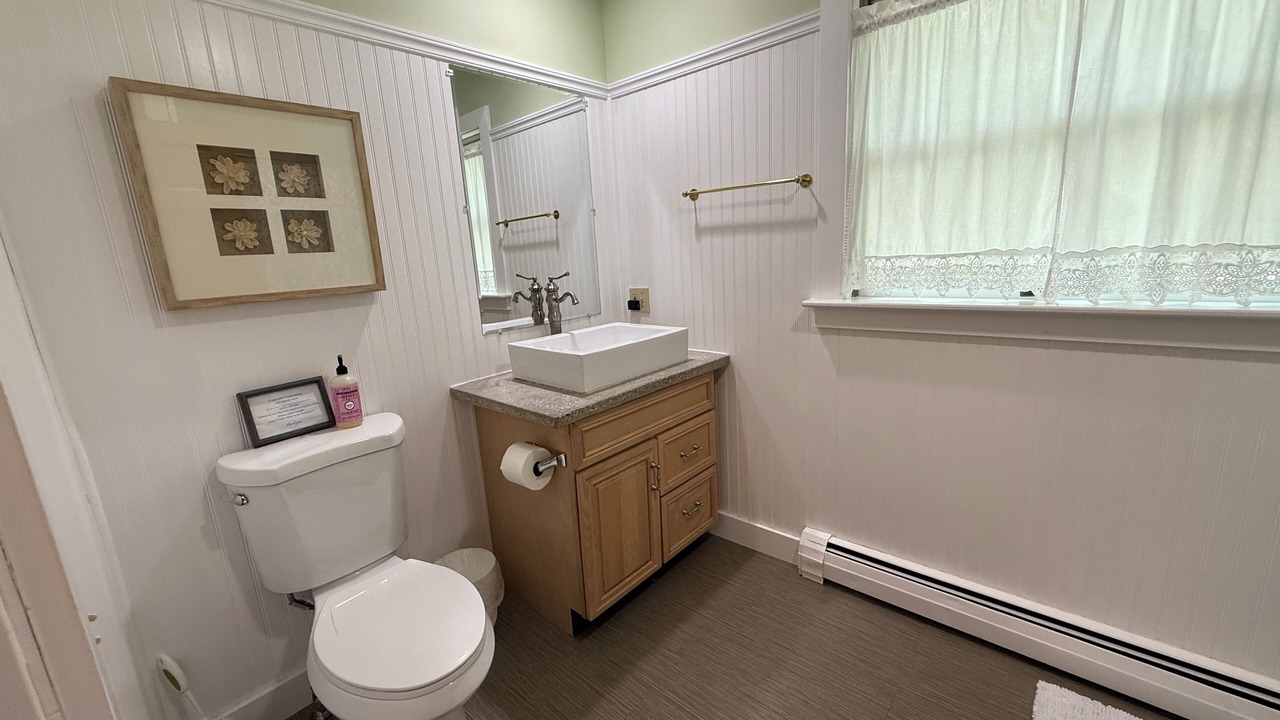 Photo of Bathroom in Salsbury Cove