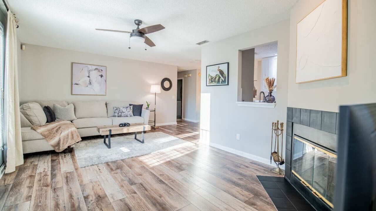 Photo of Livingroom in Sawgrass