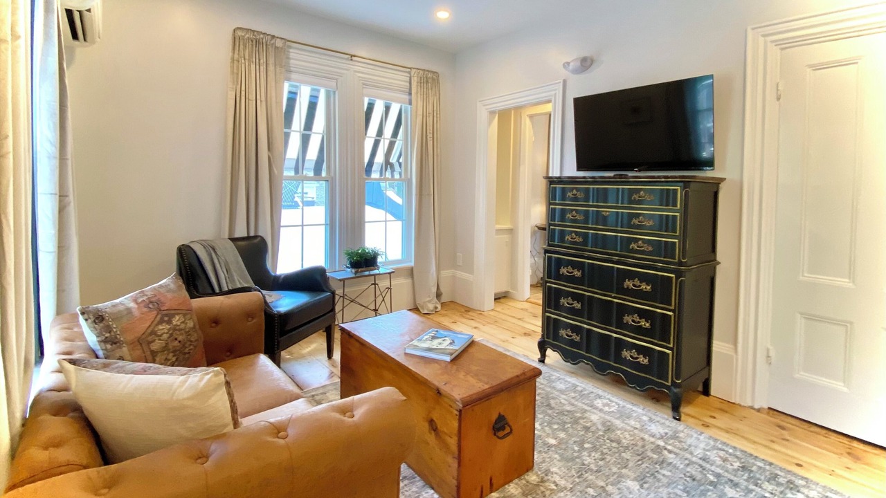 Photo of Livingroom in Ogunquit