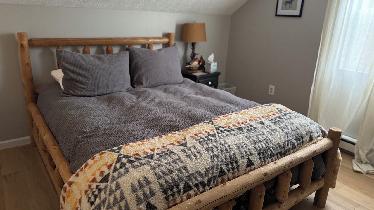 Photo of Bedroom in Maysville