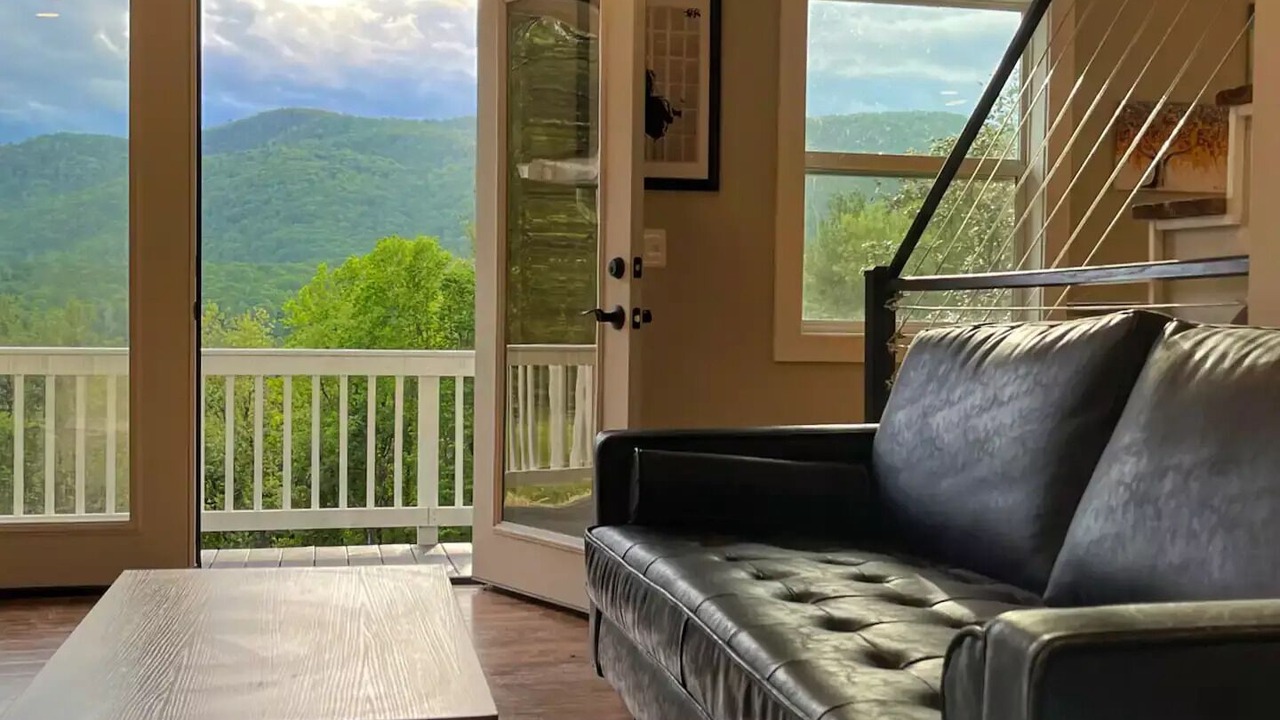 Photo of Livingroom in Woodville