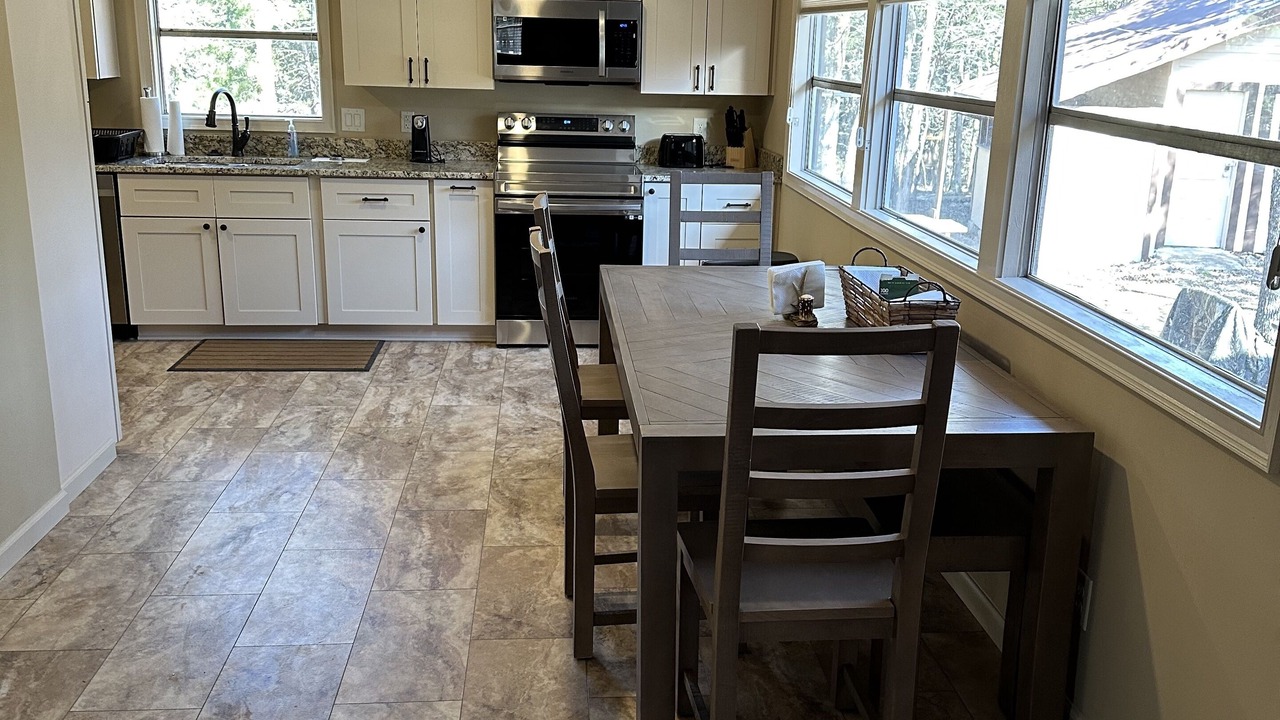 Photo of Kitchen in Elizabeth
