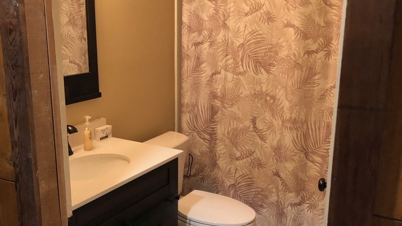 Photo of Bathroom in Elizabeth