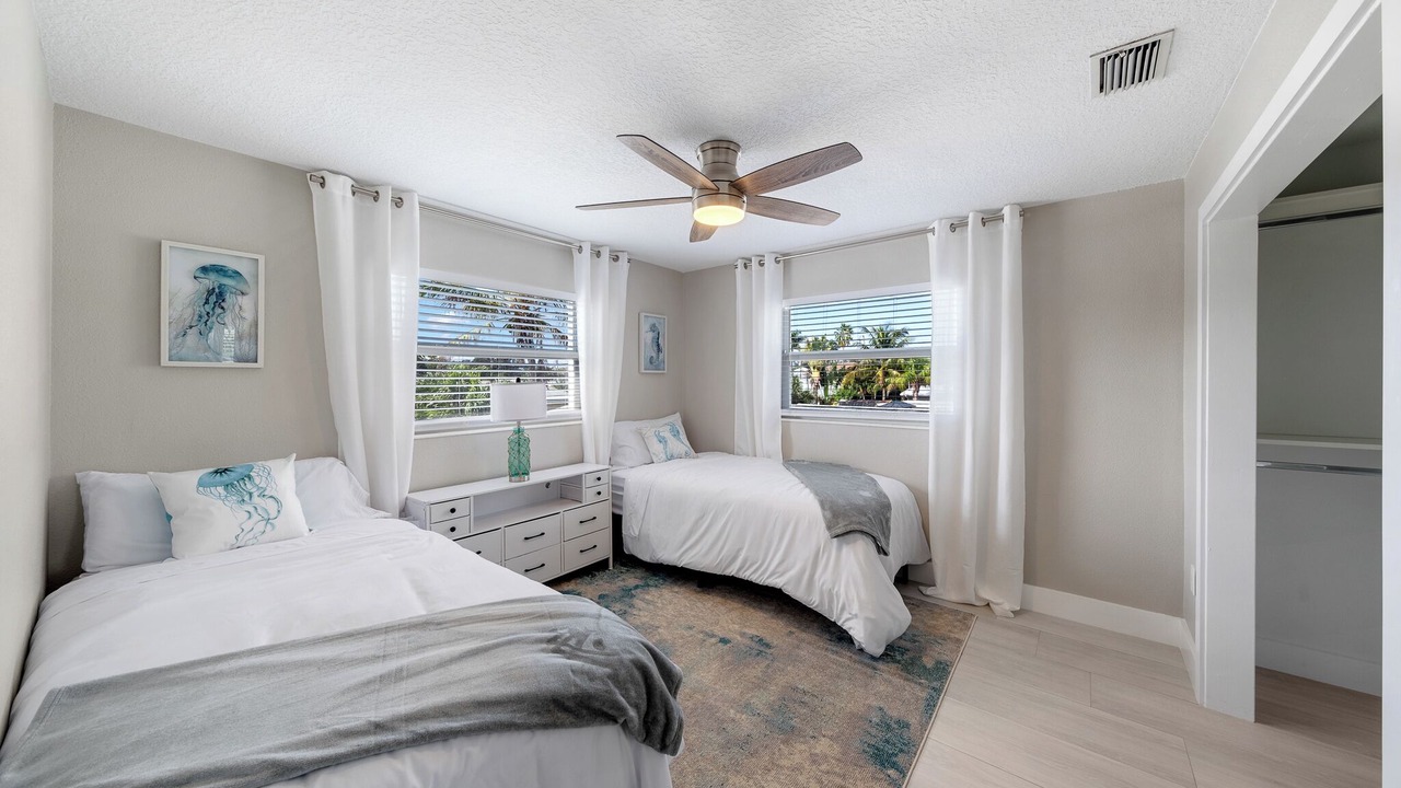 Photo of Bedroom in Cocoa Isles