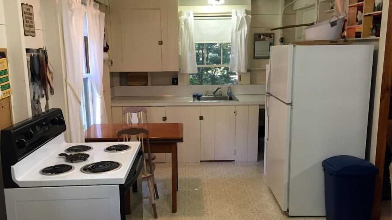 Photo of Kitchen in Gray
