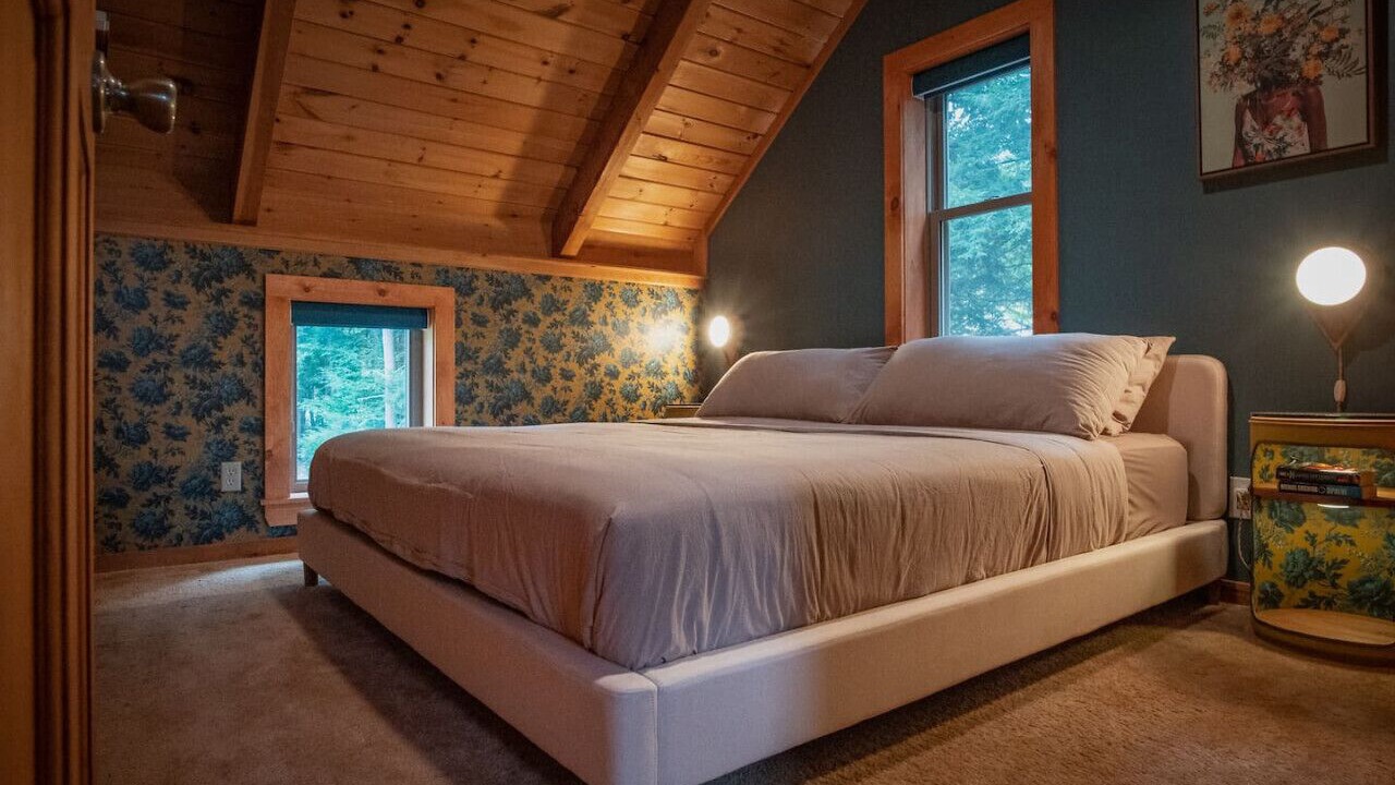 Photo of Bedroom in Pine River Pond