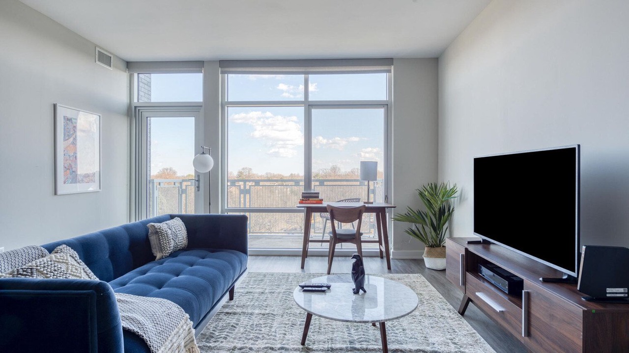 Photo of Livingroom in McLean