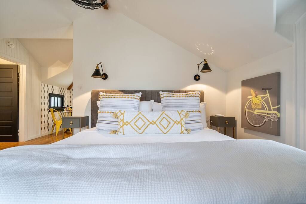 Photo of Bedroom in Stonewall