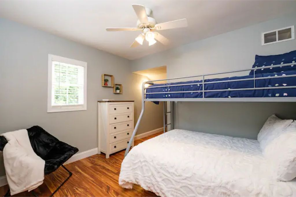 Photo of Bedroom in Mount Sidney