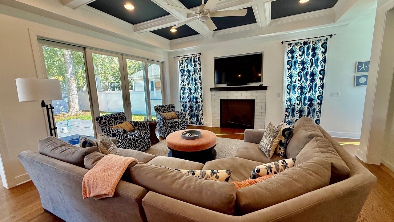Photo of Livingroom in Country Club Estates