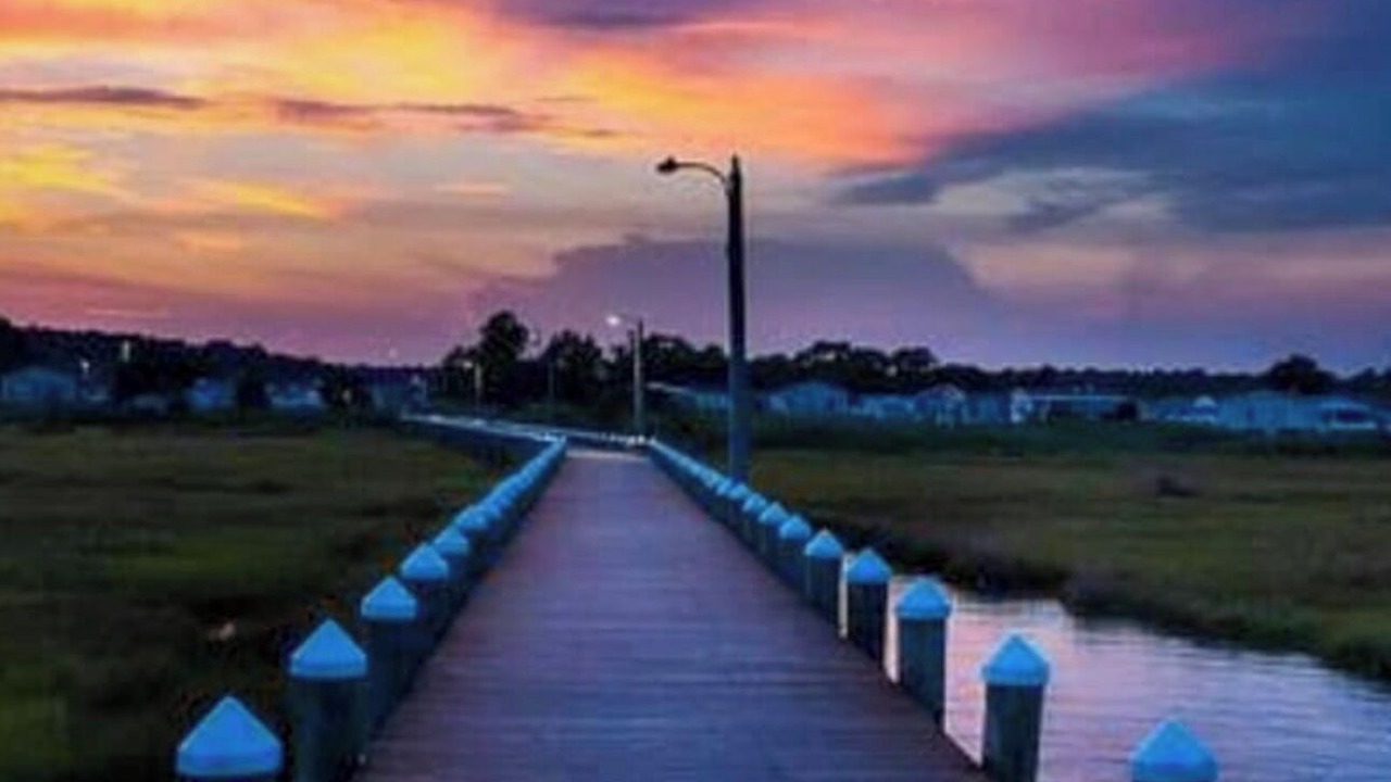 Photo of Others in Assateague Pointe