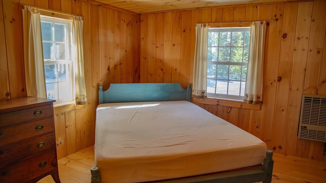 Photo of Bedroom in Brownville
