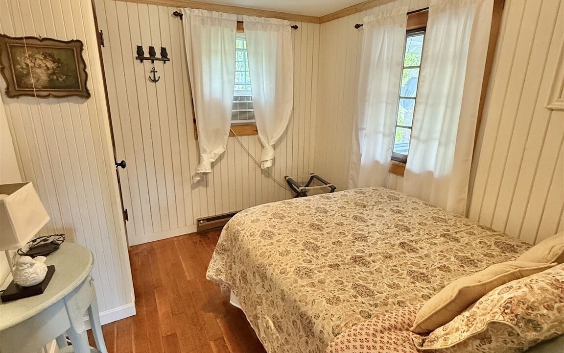 Photo of Bedroom in Sebago