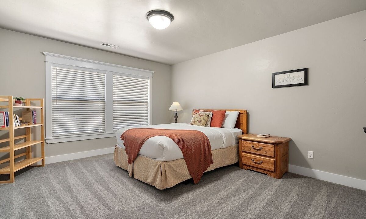 Photo of Bedroom in Southwest Ada County Alliance