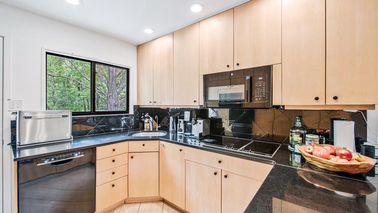 Photo of Kitchen in Bethesda