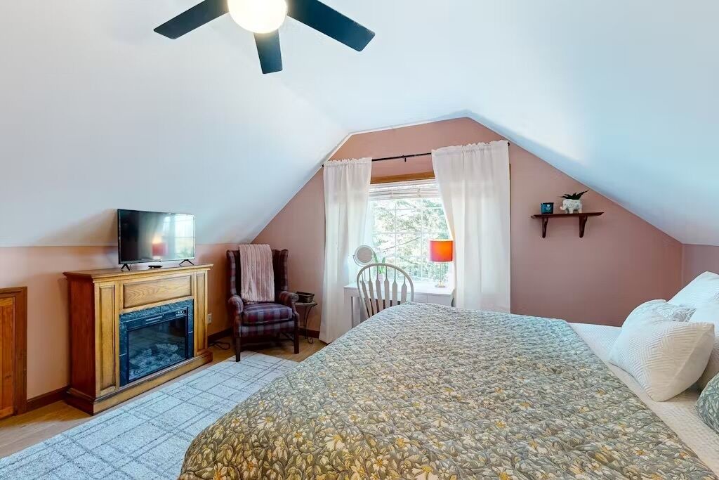 Photo of Bedroom in Gilmanton