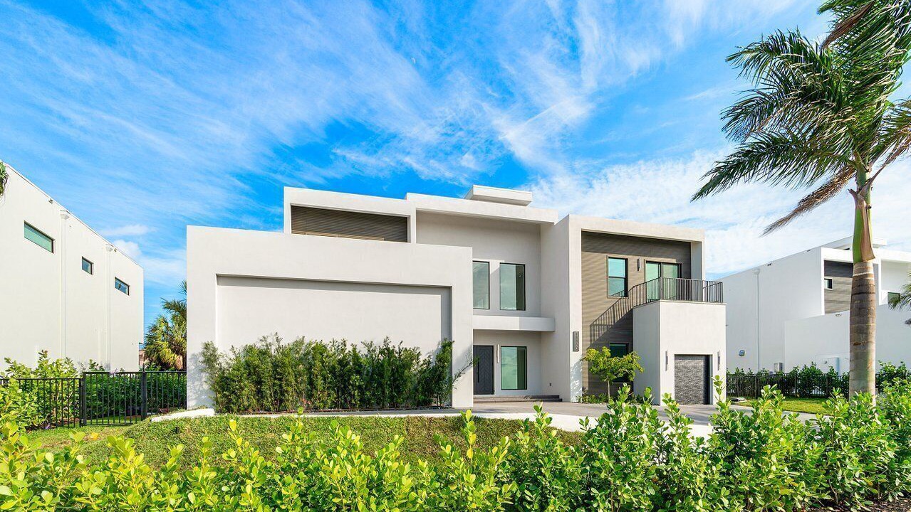 Photo of Outdoor in Juno Beach