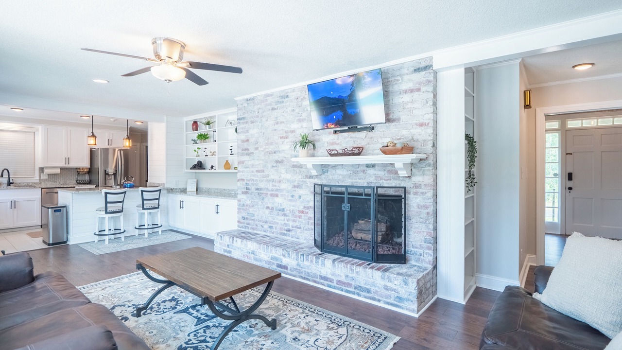 Photo of Livingroom in Valdosta