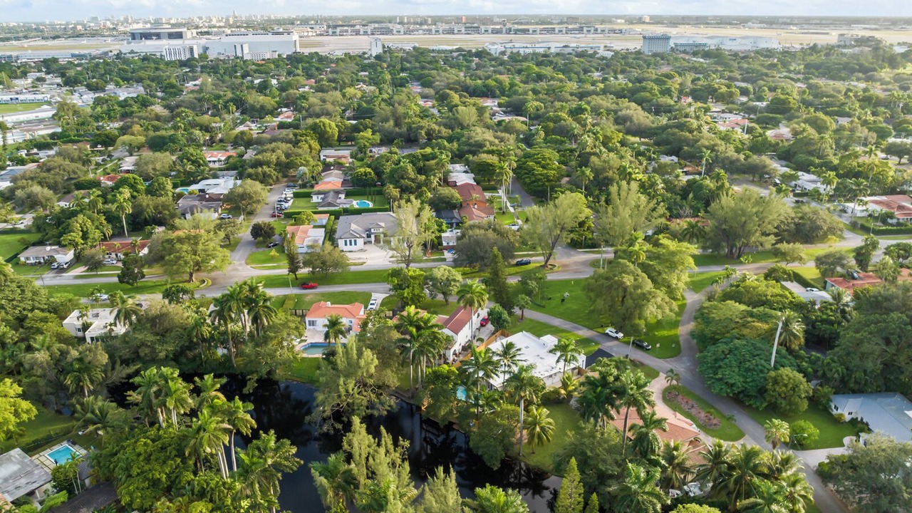 Photo of Outdoor in Miami Springs