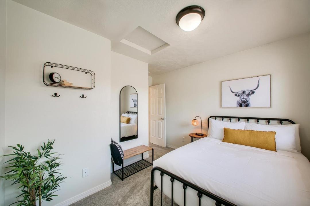 Photo of Bedroom in Southeast Boise